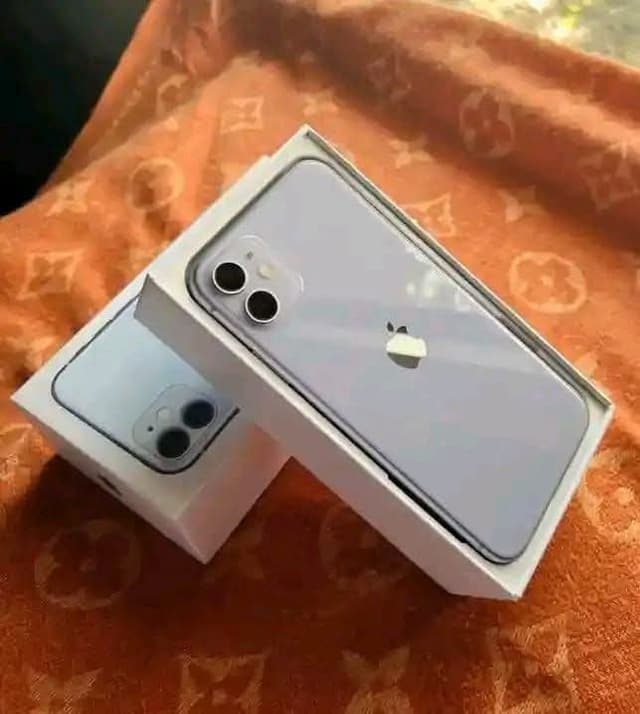 iPhone 12